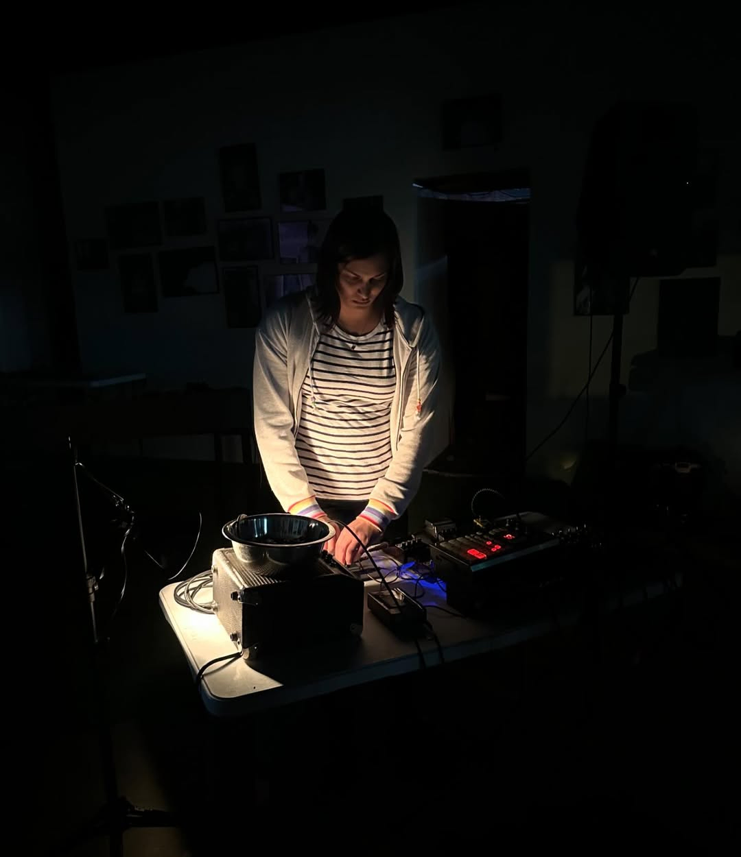 A performance photo of Abhilasha as Null Copula